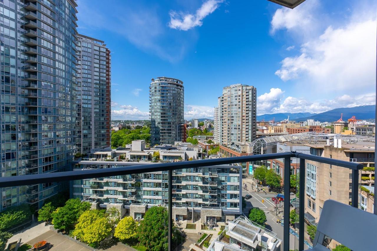 Stunning 2 Bedroom Condo With Downtown Views!!! Vancouver Luaran gambar